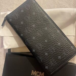 MCM Wallet